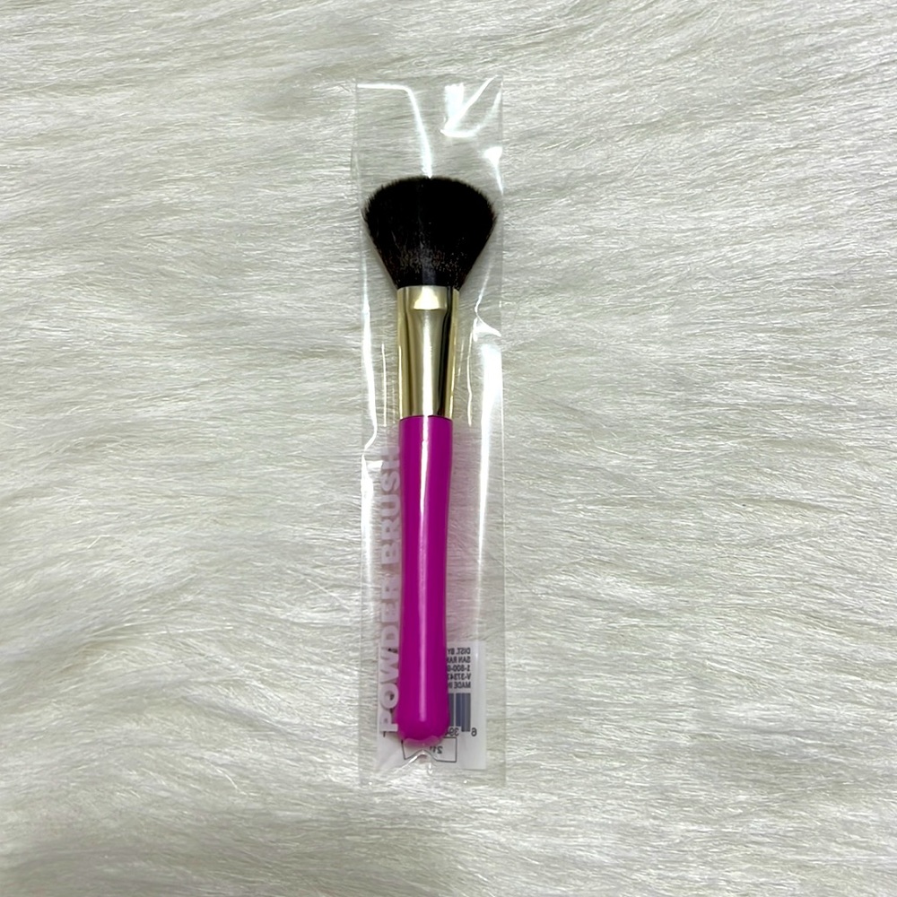 Powder brush